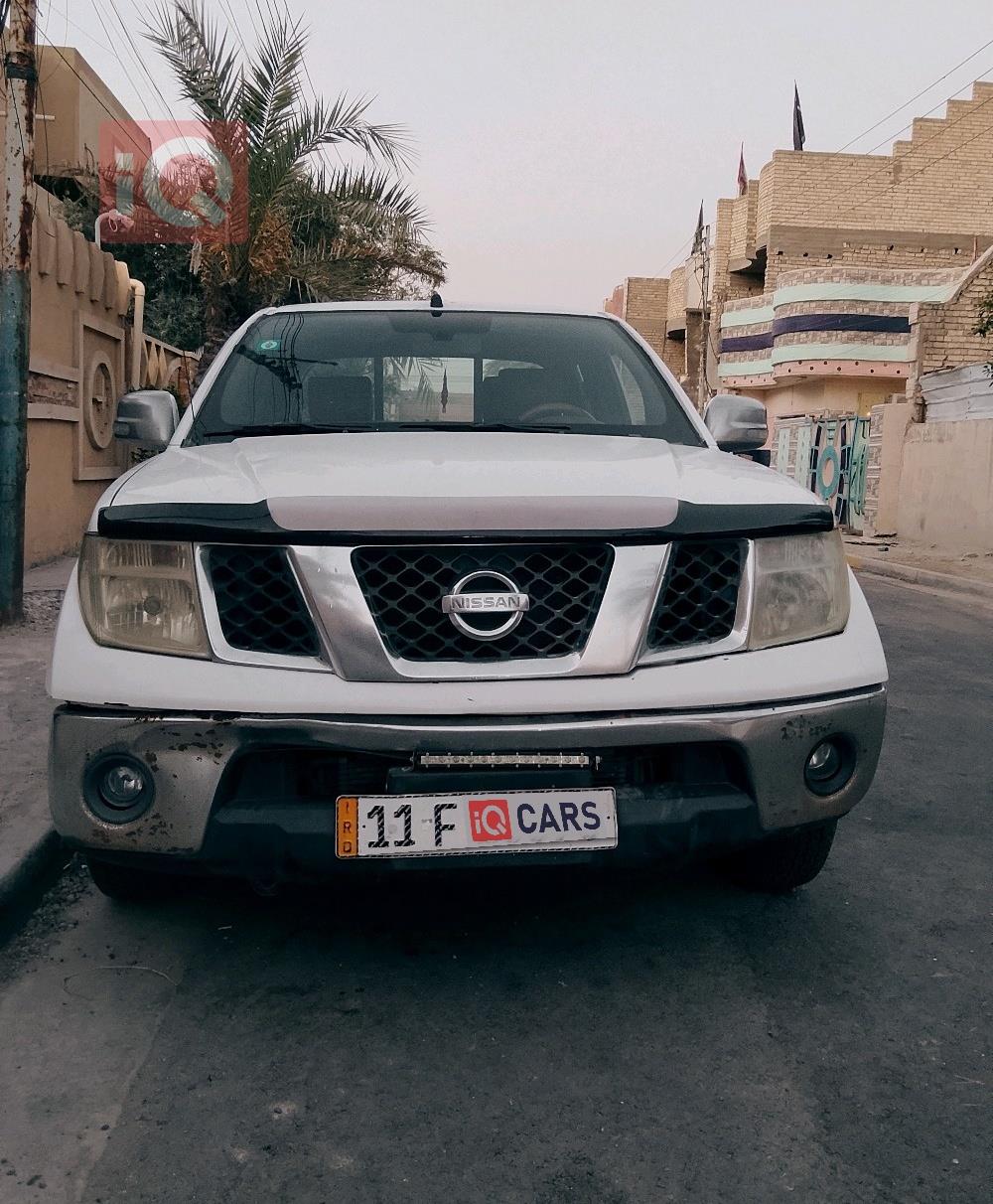 نيسان نافارا
